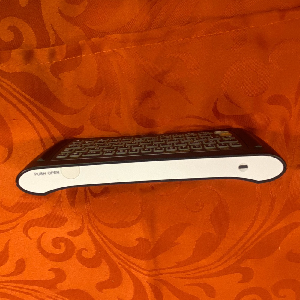 Sony TV Remote Control Model NSG-MR5U - Picture 4 of 7